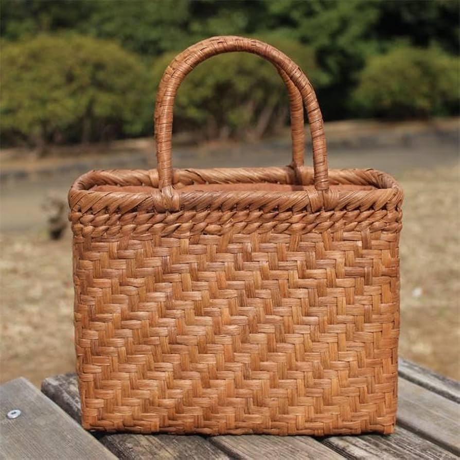 山葡萄バッグ　網代編み　巾着　山葡萄かごバッグ Amazon.co.jp: 山葡萄 蔓 バック かご 籠 巾着 網代編み 着服